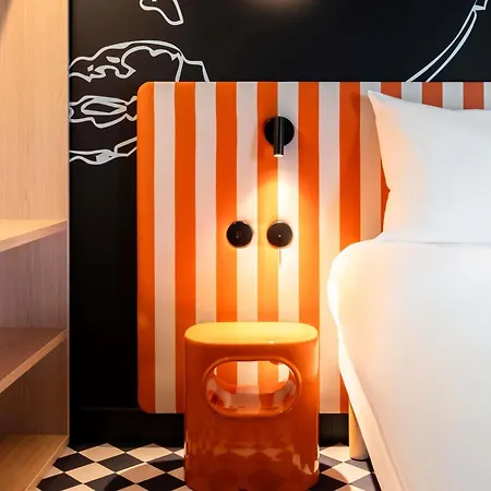 Hotel Ibis Styles Centre Les Minimes 3*