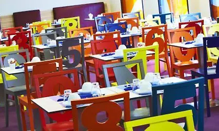 Hotel Confort La Rochelle Centre Les Minimes 3*