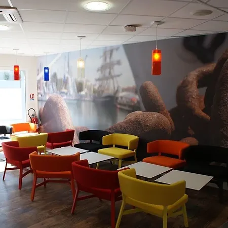 Ibis Styles Centre Les Minimes Ла-Рошель