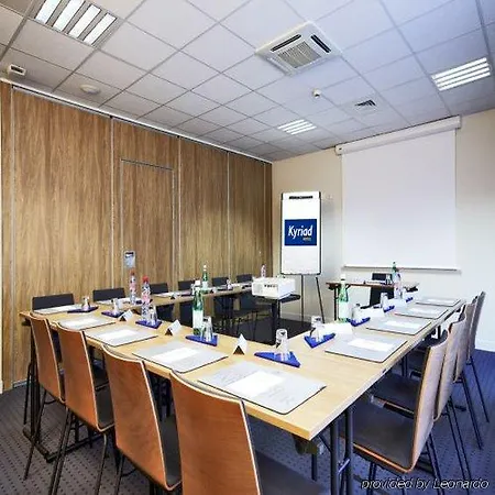 Ibis Styles Centre Les Minimes لا روشيل