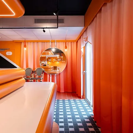 Ibis Styles Centre Les Minimes 3* לה רושל