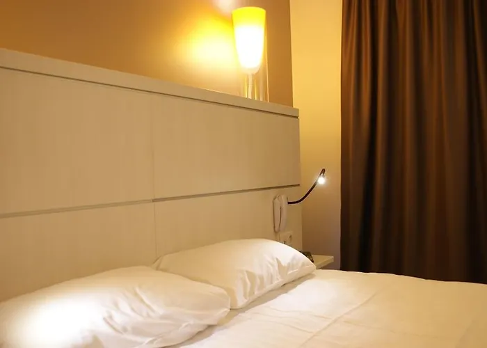 Ibis Styles Centre Les Minimes Hotel