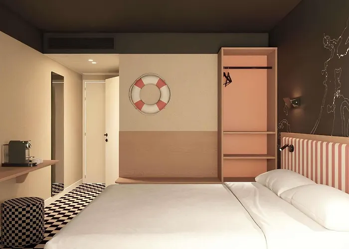 Ibis Styles Centre Les Minimes Hotel