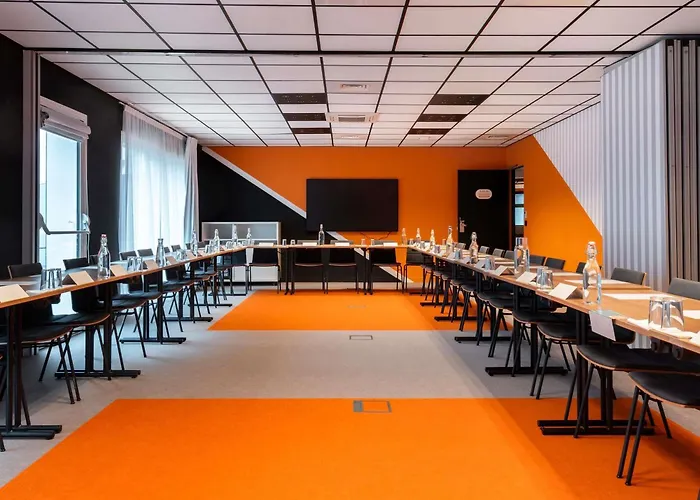 Ibis Styles Centre Les Minimes 3*